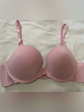 YMI  Push-Up Underwire Pink Bra Smooth Extra Padded Support 38C